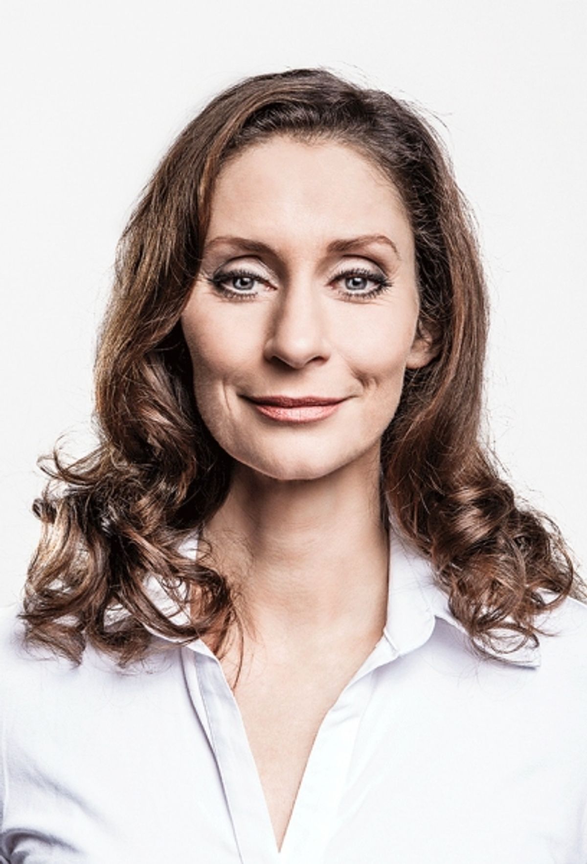 PIA DOUWES as ''Diana Goodman'' at 