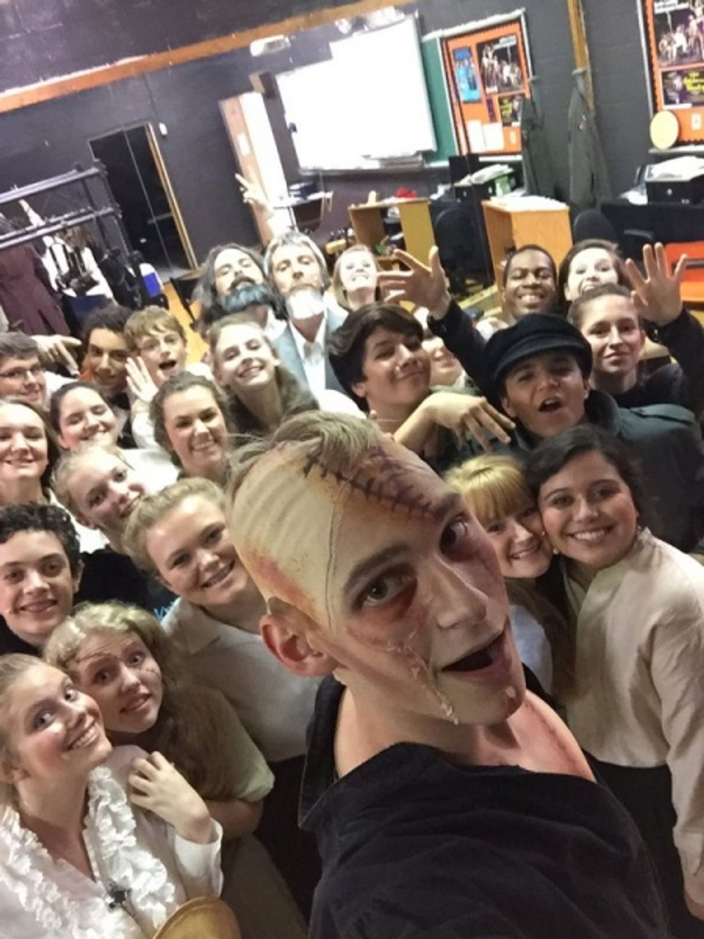 Photo Flash: Saturday Intermission Pics, 11/07- ON YOUR FEET, PIPPIN, SPRING AWAKENING, and More! Photo Flash: Saturday Intermission Pics, 11/07- ON YOUR FEET, PIPPIN, SPRING AWAKENING, and More! Image