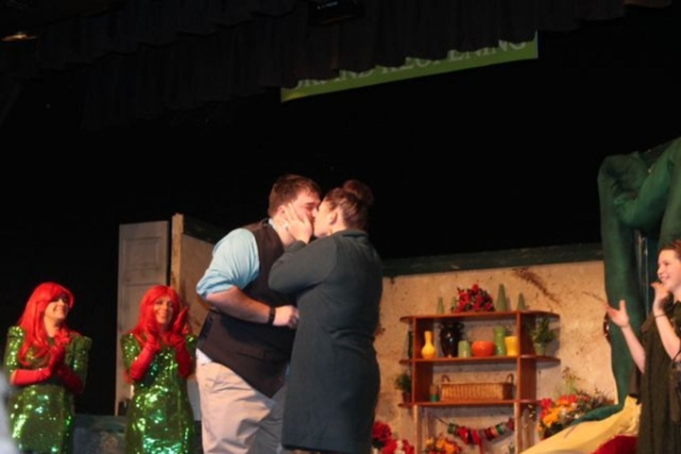 Photo Flash: Actor Proposes to Girlfriend After Performance Photo Flash: Actor Proposes to Girlfriend After Performance Image