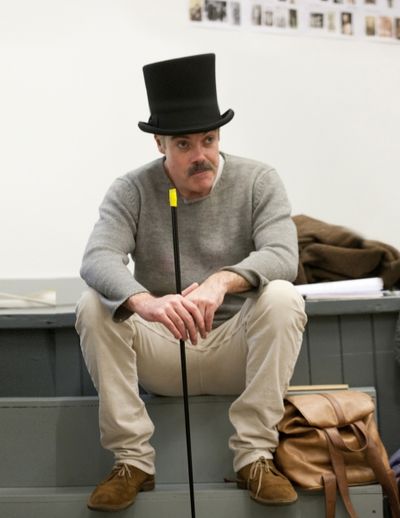 Robert Portal (Phileas Fogg) Photo