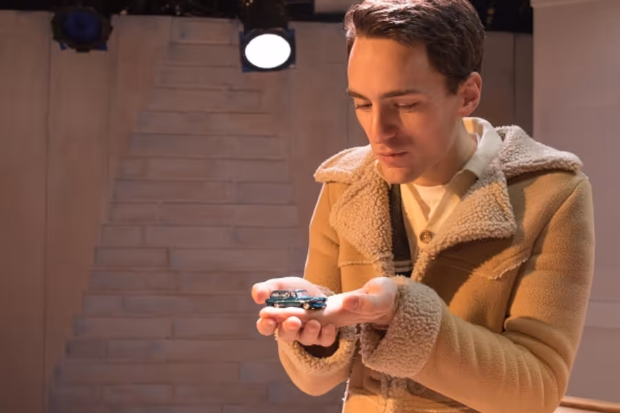 Photo Flash: First Look at THE LONG CHRISTMAS RIDE, Opening Tonight at Strawdog Theatre Image