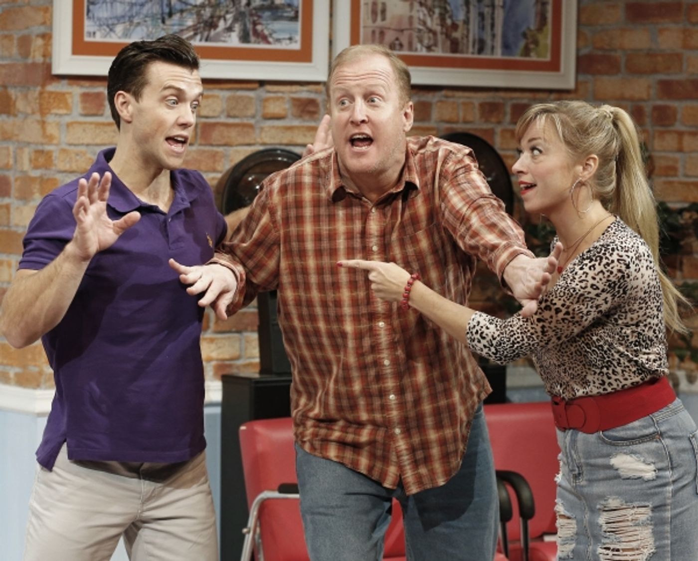 Photo Flash: Salon Whodunit SHEAR MADNESS Opens Tonight Off-Broadway  Image