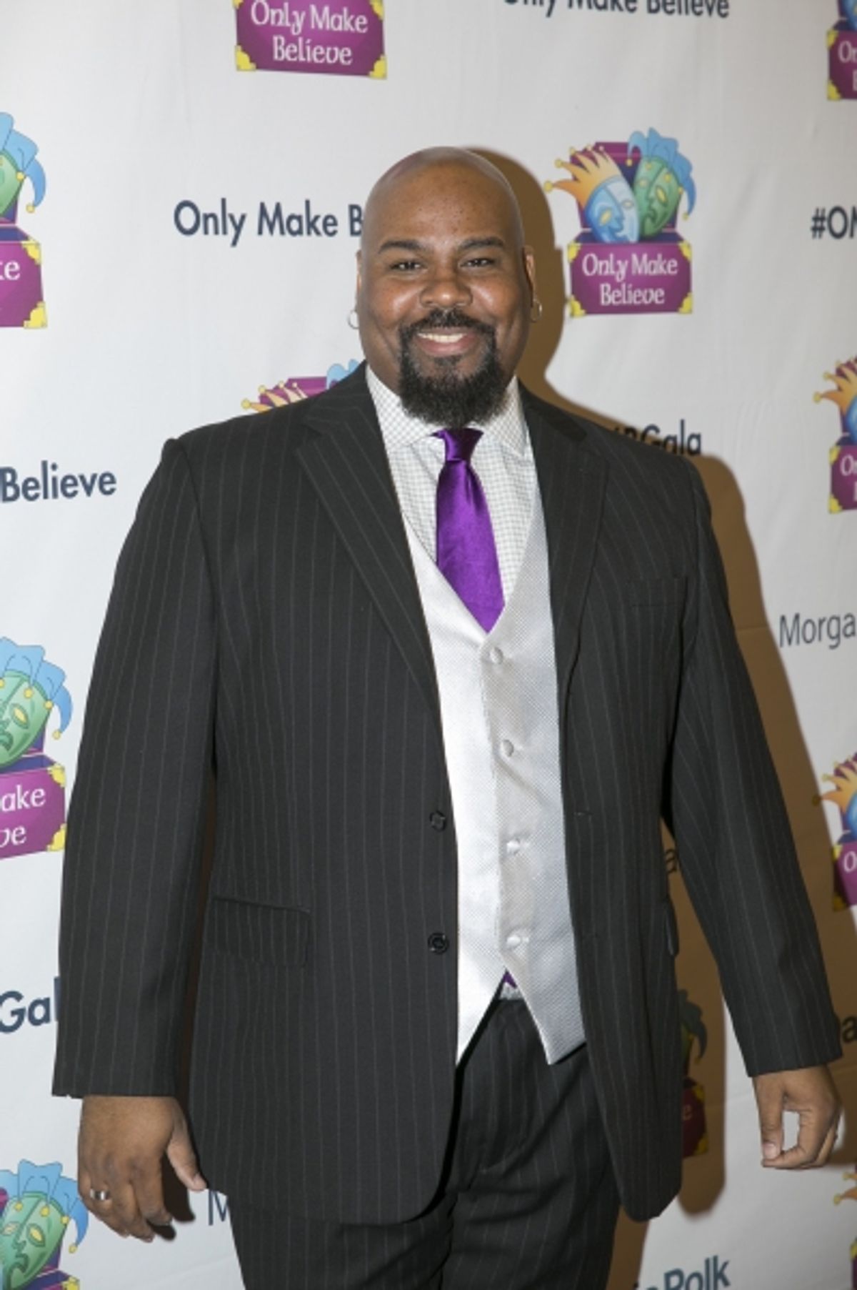 James Monroe Inglehart at On the Red Carpet for MAKE BELIEVE ON BROADWAY, with Lena Hall, Alan Cumming & More!