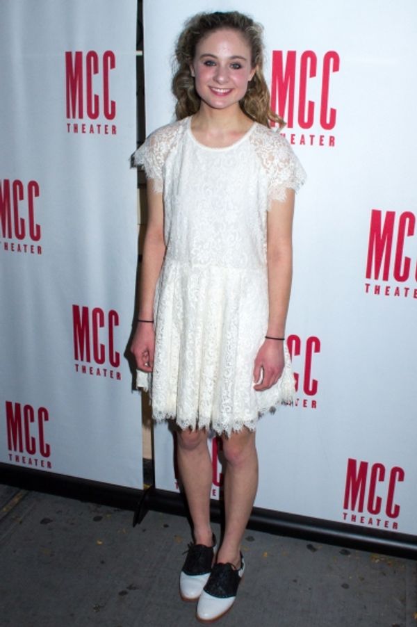 Lizzy DeClement Photo