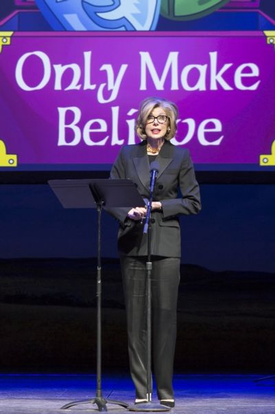 Christine Baranski Photo