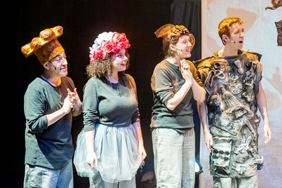 Photo Flash: First Look at THE KING OF CHELM, Starting This Week at the Kraine Theatre Image