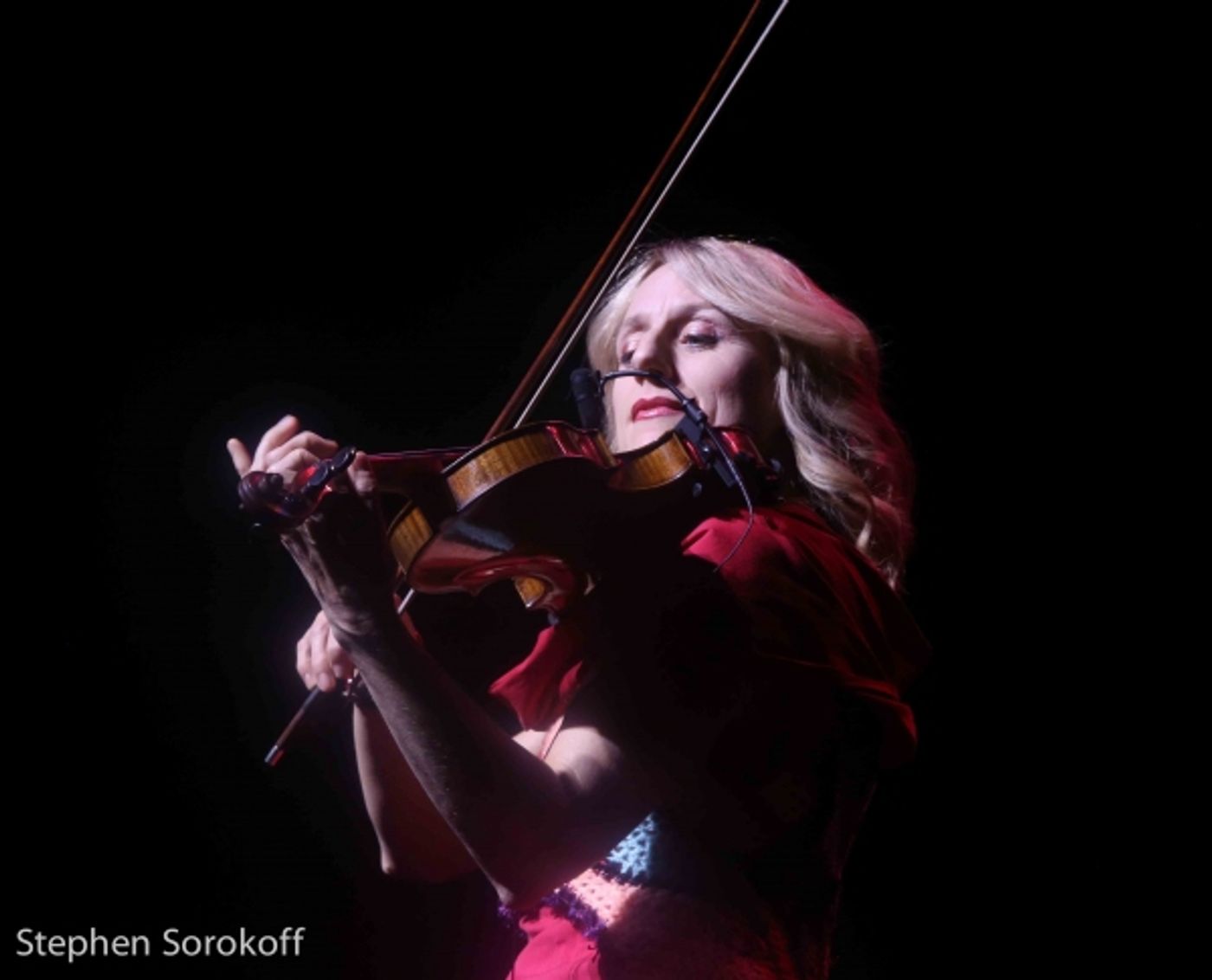 Photo Coverage: Brian Stokes Mitchell Surprises Jamie deRoy at Her 25th Anniversary Show  Image