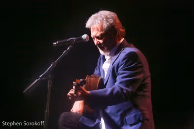 Larry Gatlin Photo