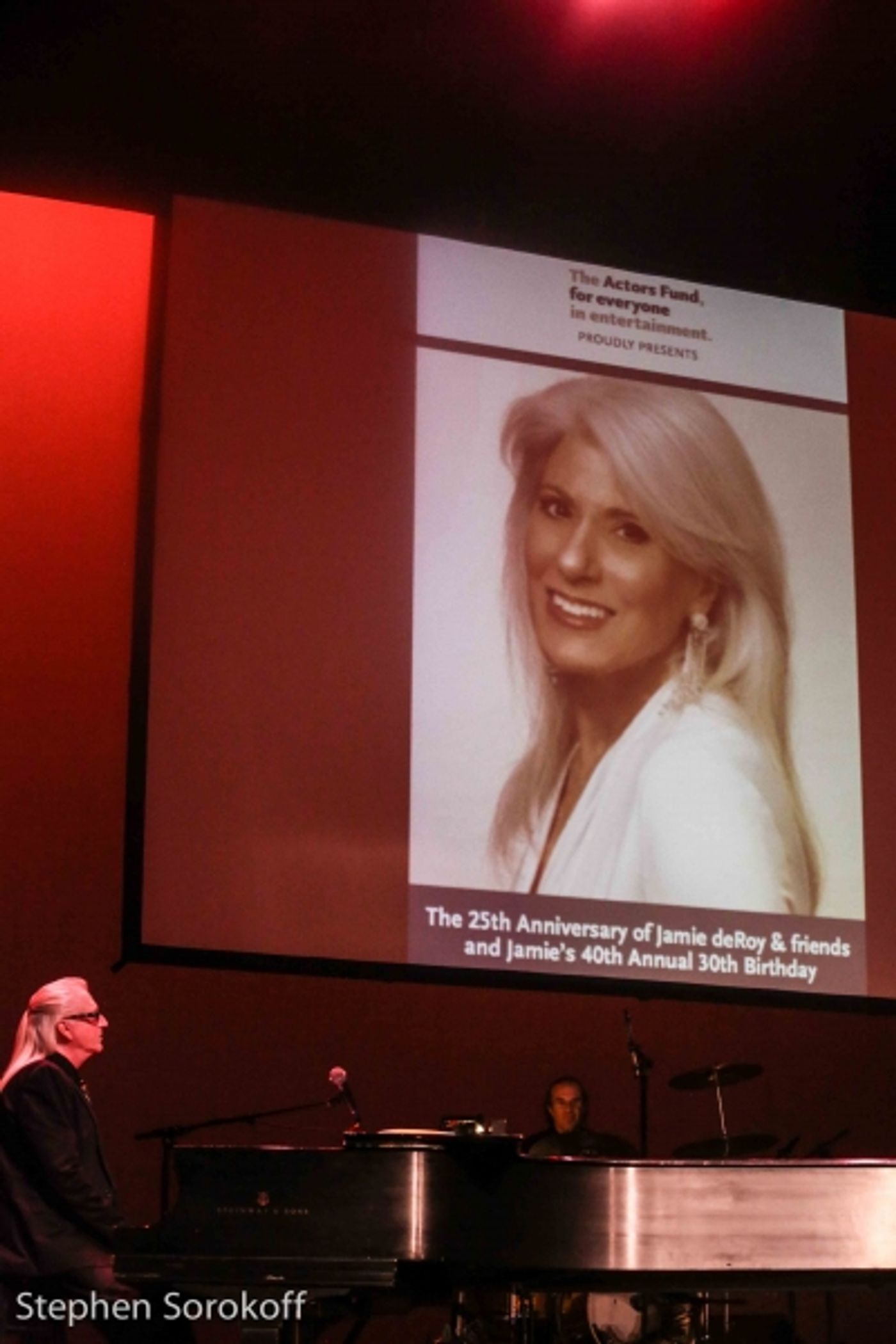 Photo Coverage: Brian Stokes Mitchell Surprises Jamie deRoy at Her 25th Anniversary Show  Image