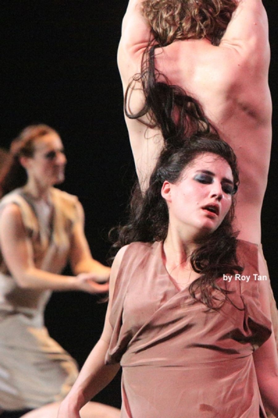 Photo Flash: First Look at Sasha Waltz & Guests in Sadler's Well's SACRE Image