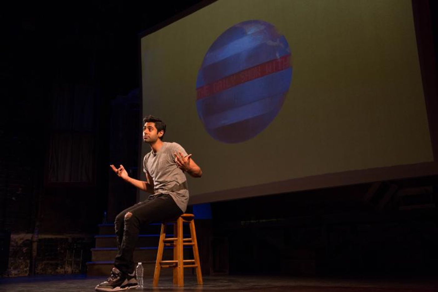 Photo Flash: THE DAILY SHOW's Hasan Minhaj Will Return to the Stage in January with HOMECOMING KING; First Look!  Image
