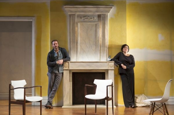 Photo Flash: First Look at Dagmara Dominczyk, Ann Dowd and Bill Heck in Signature's NIGHT IS A ROOM  Image