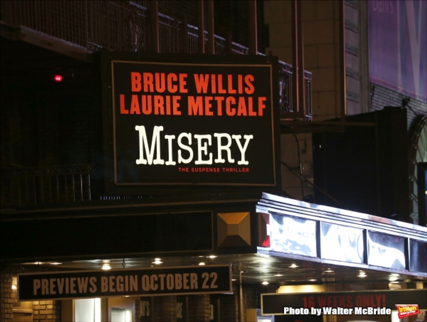 Photo Coverage: MISERY's Bruce Willis and Laurie Metcalf Take Opening Night Bows Image
