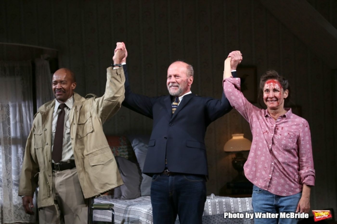 Photo Coverage: MISERY's Bruce Willis and Laurie Metcalf Take Opening Night Bows Image
