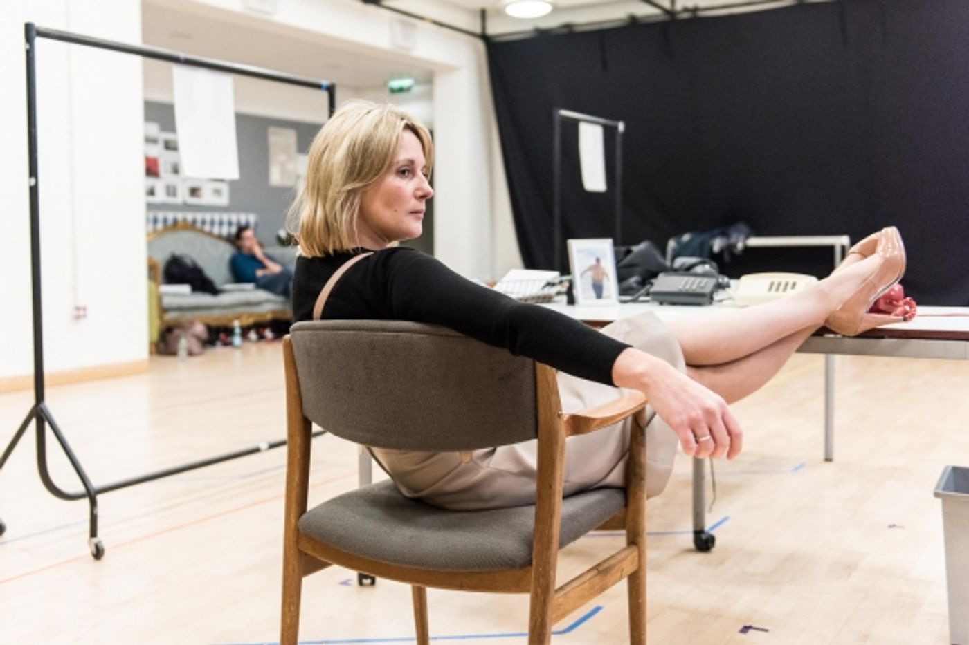 Photo Flash: In Rehearsal with Lisa Dillon and More for HAPGOOD at Hampstead Theatre  Image