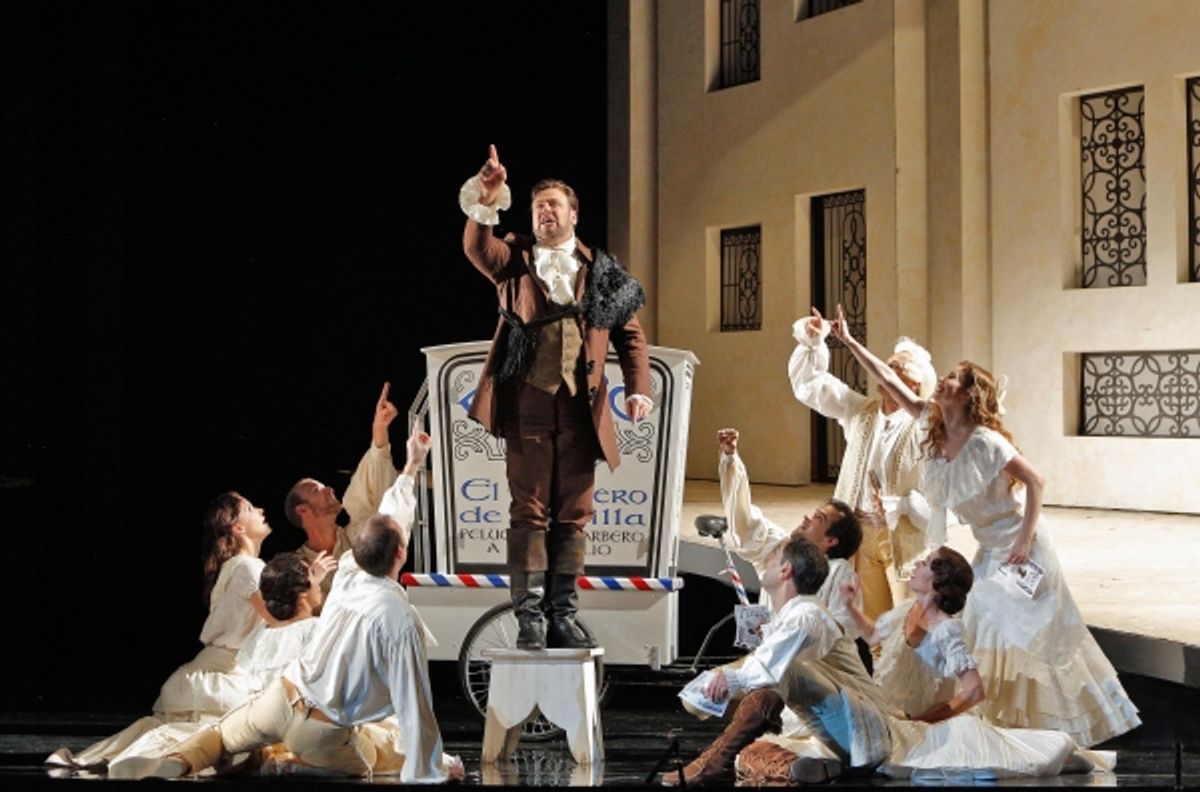 Lucas Meachem (Figaro) and company at 