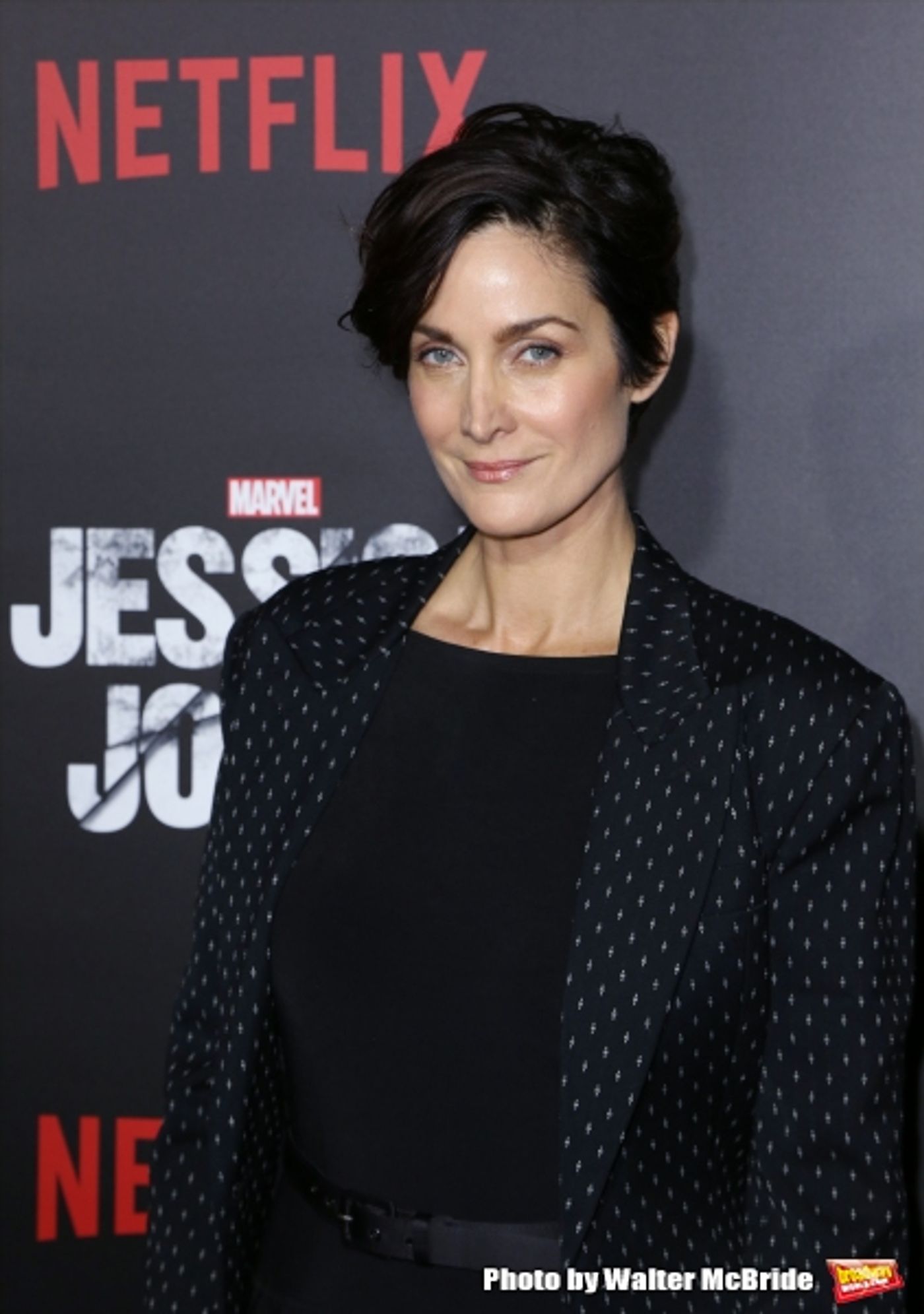 Photo Coverage: On the Netflix Carpet with MARVEL'S JESSICA JONES  Image