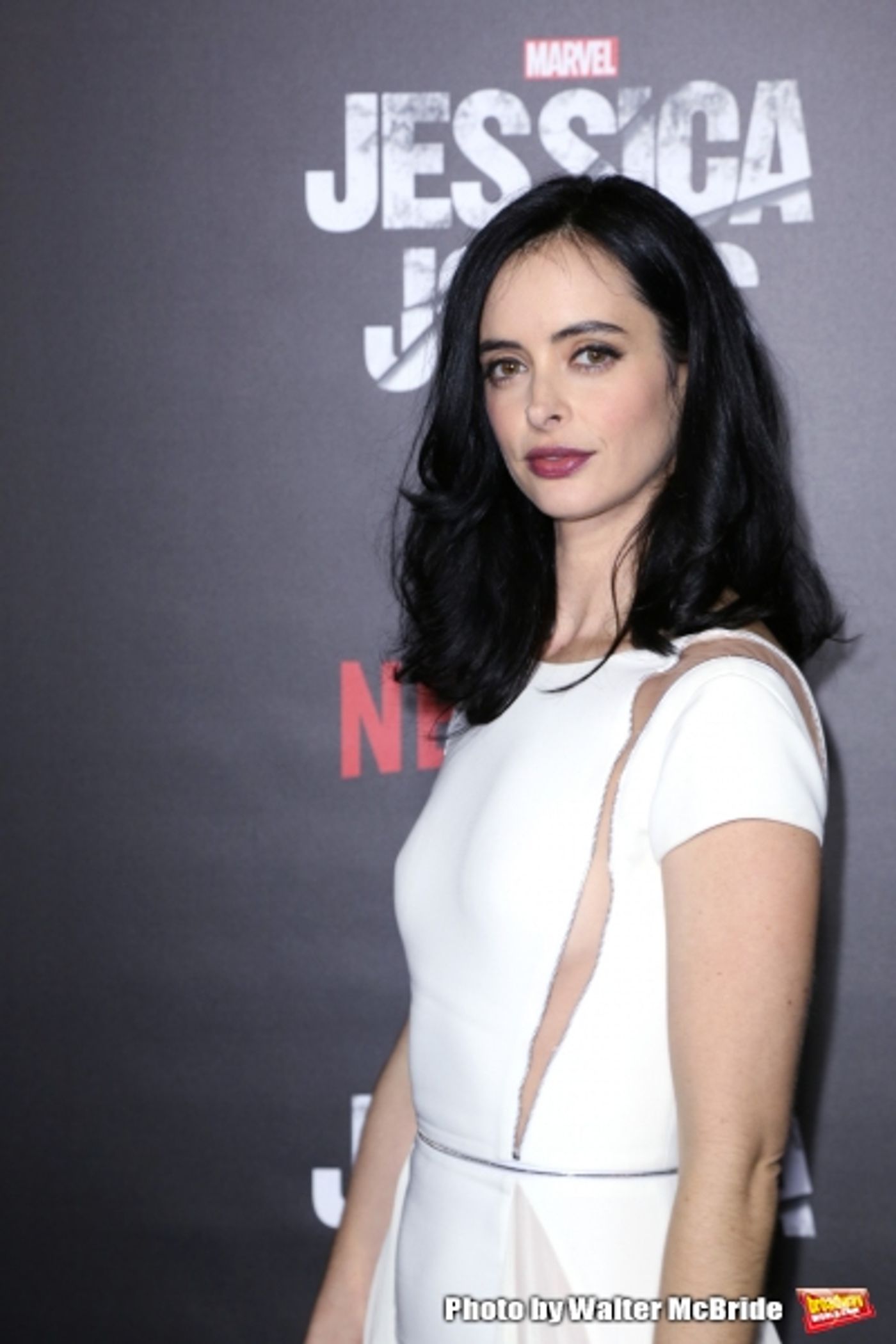 Photo Coverage: On the Netflix Carpet with MARVEL'S JESSICA JONES  Image