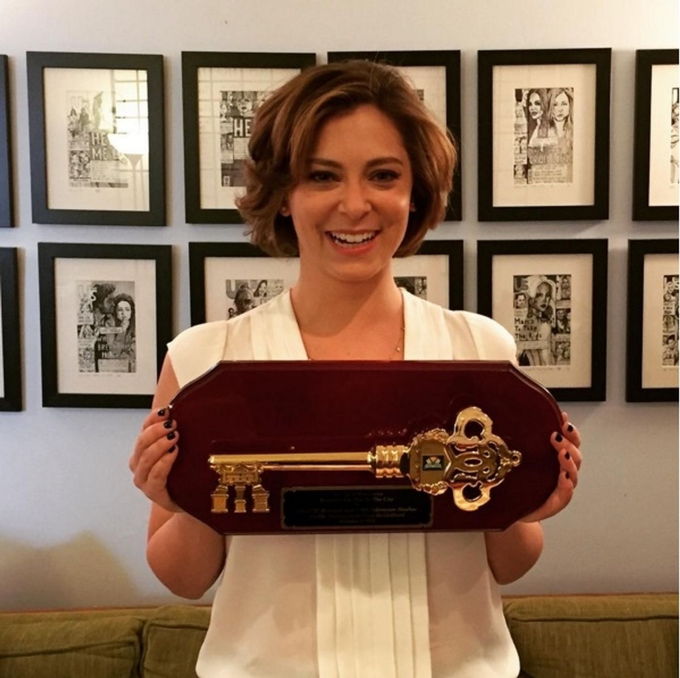 Photo Coverage: CRAZY EX-GIRLFRIEND Gets Key to West Covina  Image