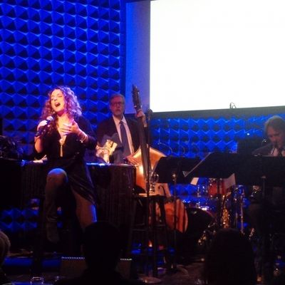 Melissa Errico Photo