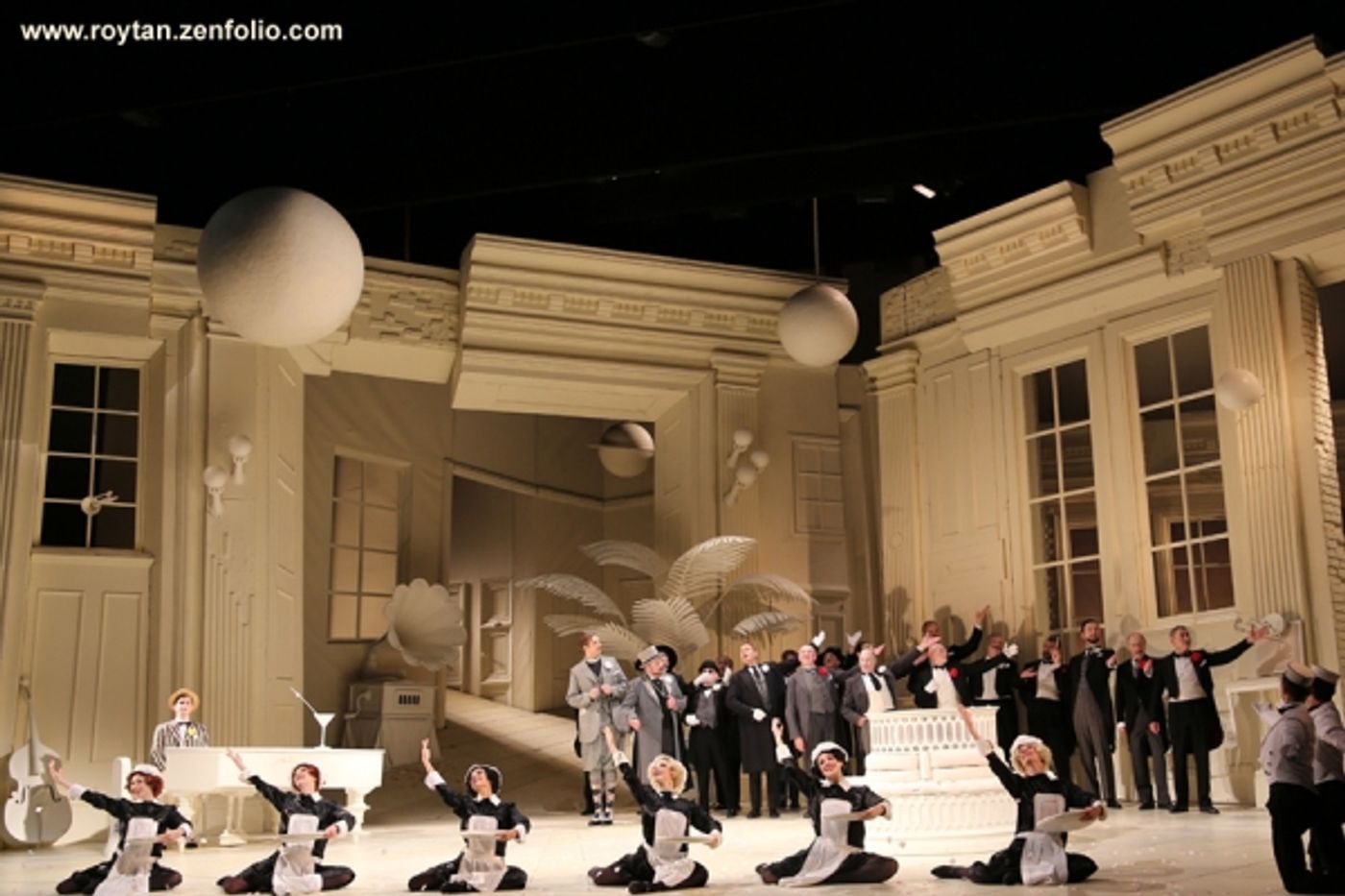 Photo Coverage: First Look at English National Opera's THE MIKADO  Image