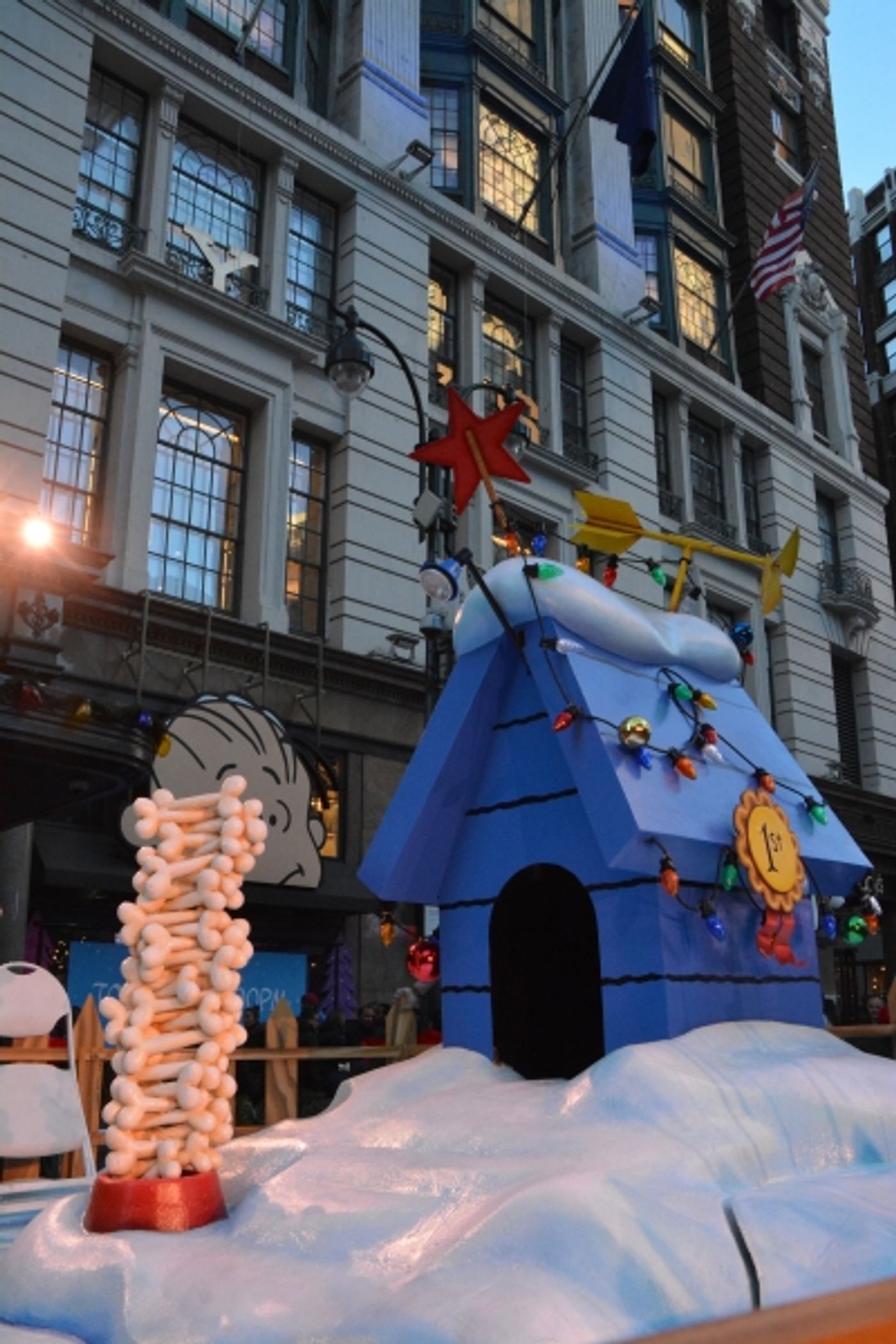 Photo Coverage: PEANUTS Celebrates 50th Anniversary in Macy's 2015 Window Displays Photo Coverage: PEANUTS Celebrates 50th Anniversary in Macy's 2015 Window Displays Image