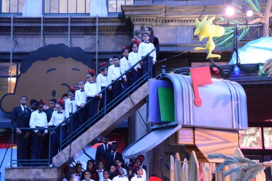 Photo Coverage: PEANUTS Celebrates 50th Anniversary in Macy's 2015 Window Displays Image