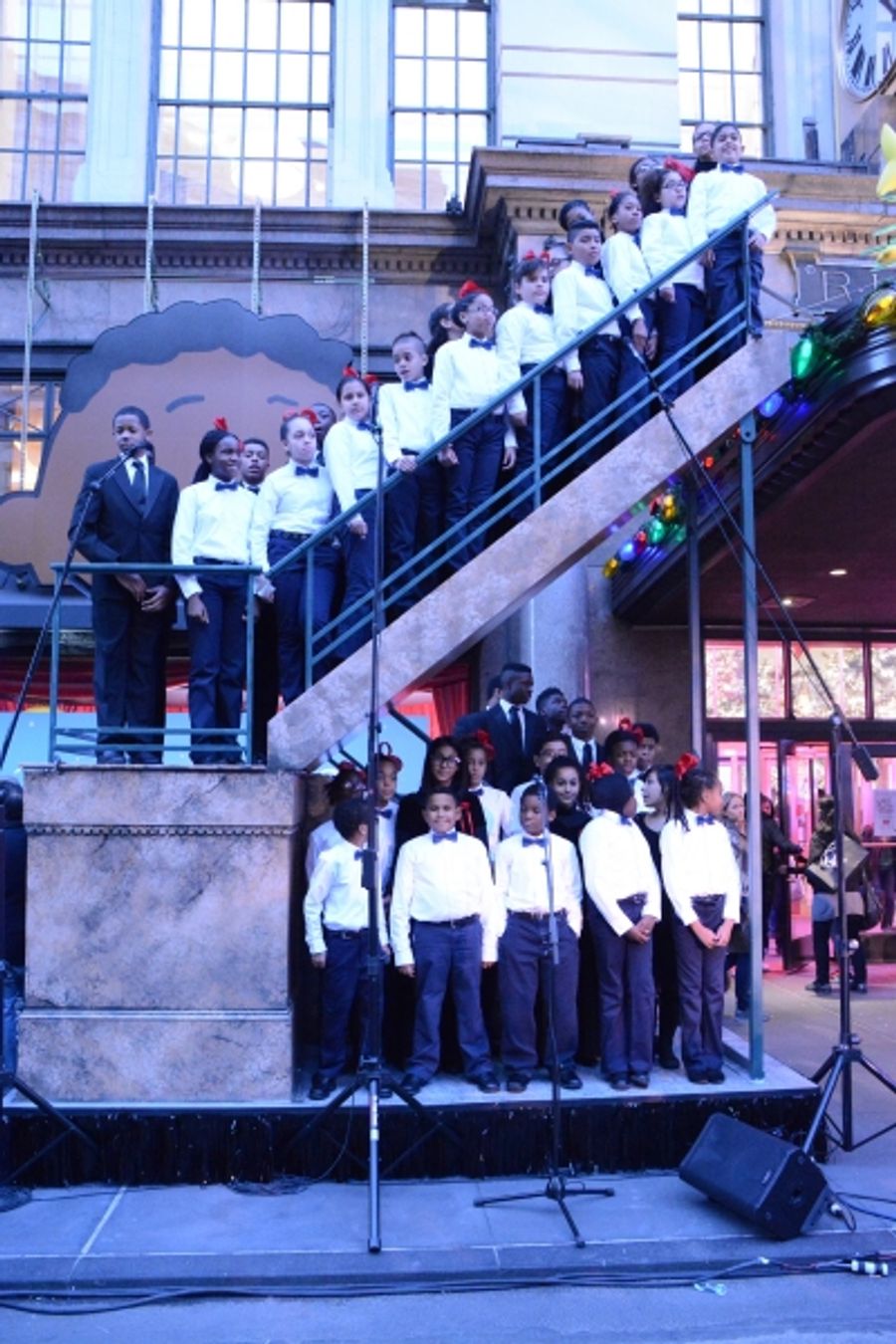 Photo Coverage: PEANUTS Celebrates 50th Anniversary in Macy's 2015 Window Displays Image