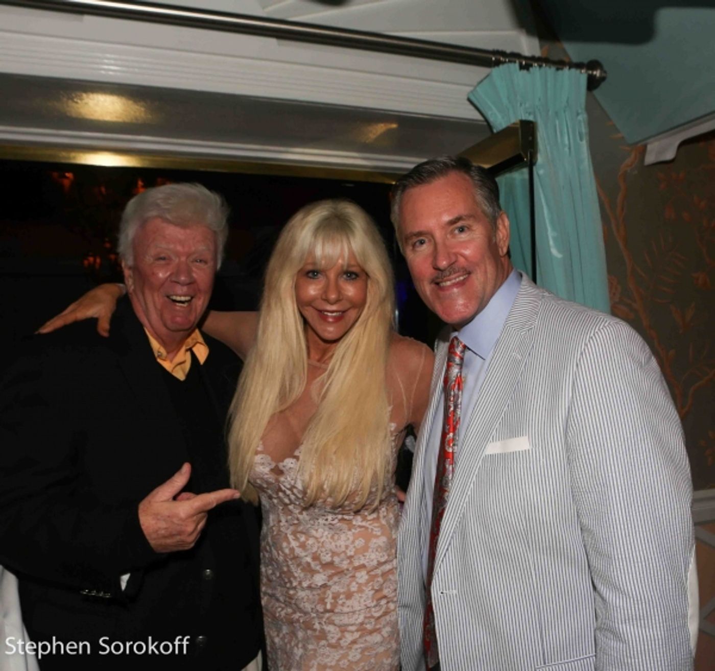 Photo Coverage: Nicole Henry Plays The Royal Room at The Colony Hotel in Palm Beach Photo Coverage: Nicole Henry Plays The Royal Room at The Colony Hotel in Palm Beach Image