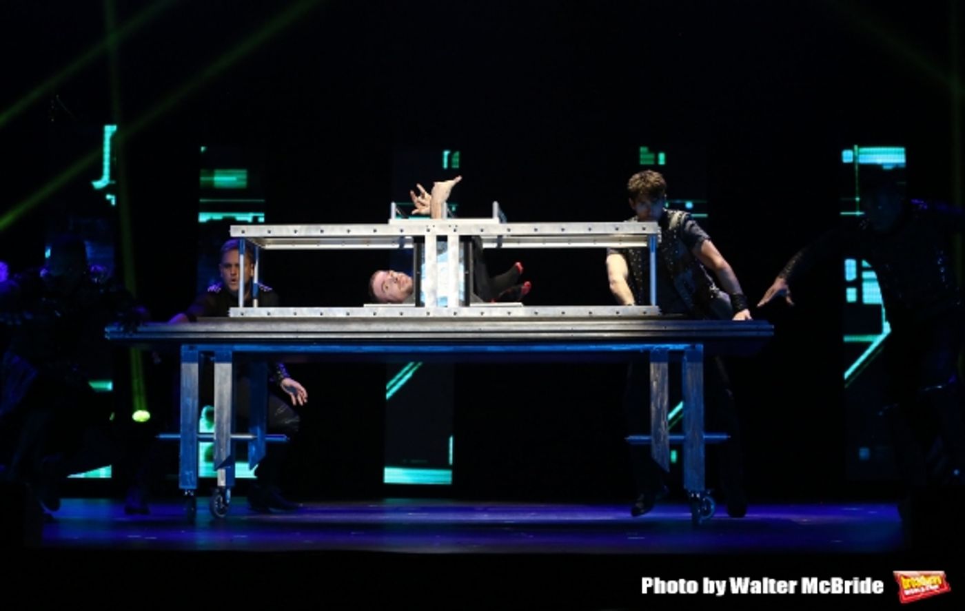 Photo Coverage: Presto! THE ILLUSIONISTS Return to Broadway in Time for the Holidays Photo Coverage: Presto! THE ILLUSIONISTS Return to Broadway in Time for the Holidays Image