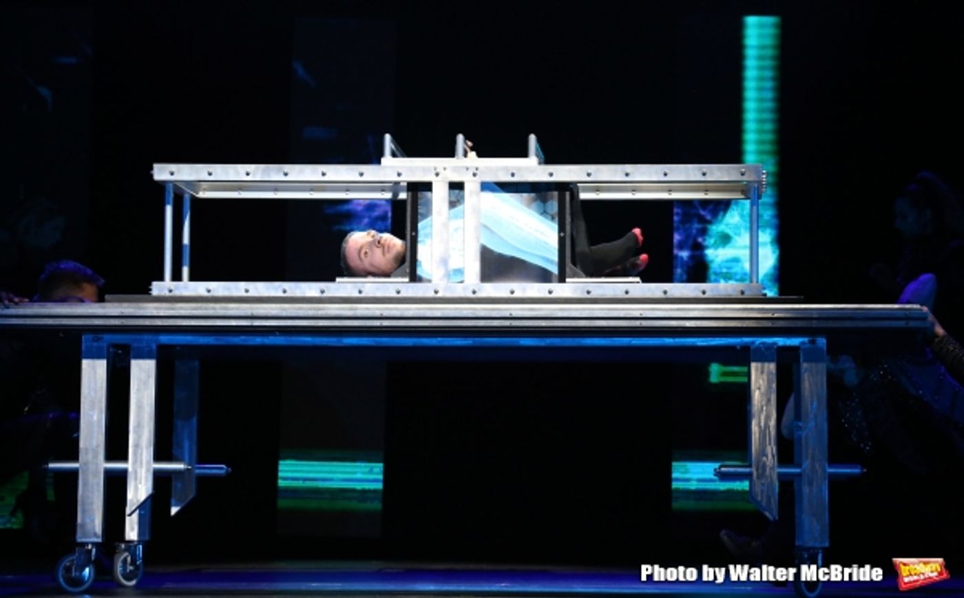 Photo Coverage: Presto! THE ILLUSIONISTS Return to Broadway in Time for the Holidays Photo Coverage: Presto! THE ILLUSIONISTS Return to Broadway in Time for the Holidays Image
