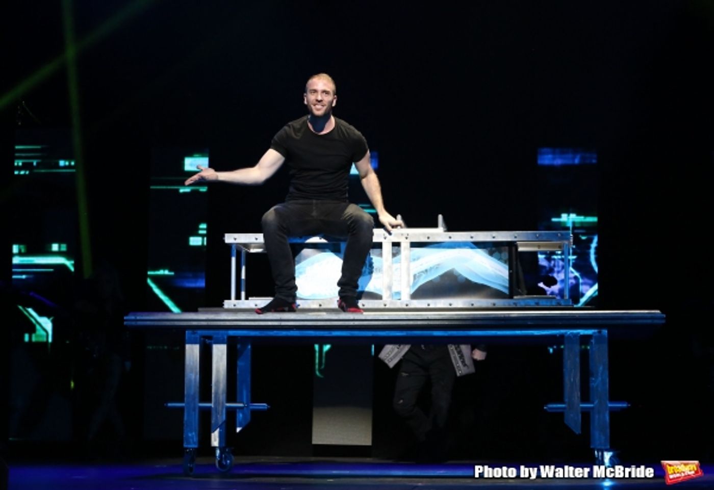 Photo Coverage: Presto! THE ILLUSIONISTS Return to Broadway in Time for the Holidays Photo Coverage: Presto! THE ILLUSIONISTS Return to Broadway in Time for the Holidays Image