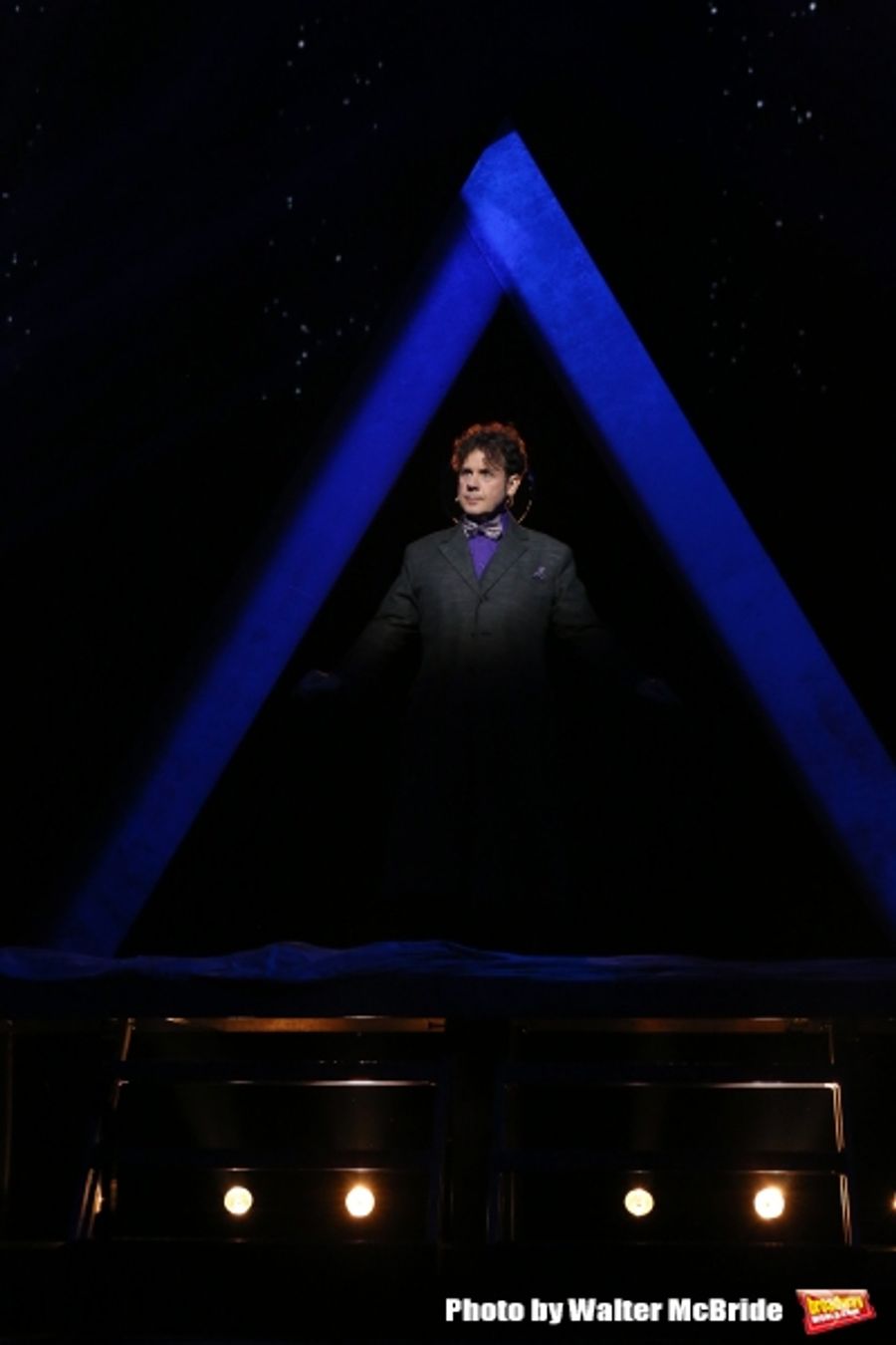 Photo Coverage: Presto! THE ILLUSIONISTS Return to Broadway in Time for the Holidays Image