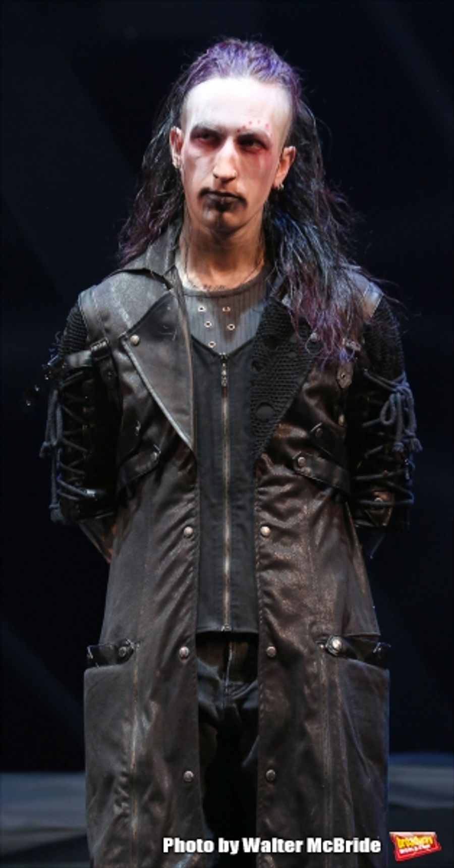 Photo Coverage: Presto! THE ILLUSIONISTS Return to Broadway in Time for the Holidays Image