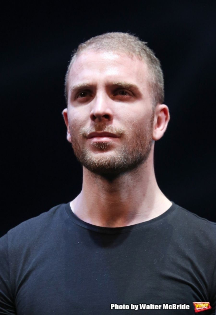 Photo Coverage: Presto! THE ILLUSIONISTS Return to Broadway in Time for the Holidays Image
