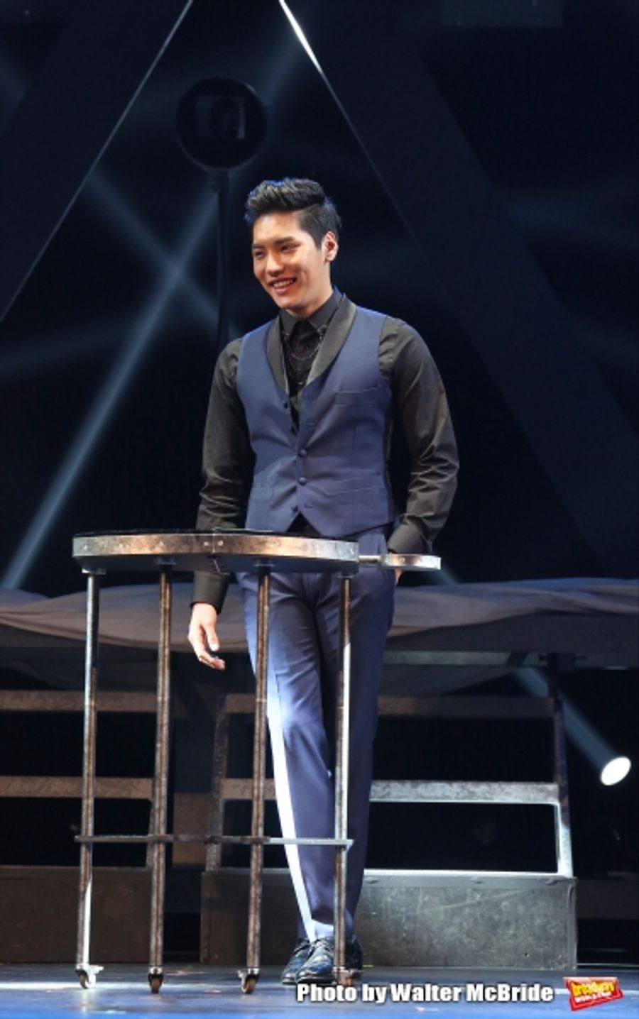 Photo Coverage: Presto! THE ILLUSIONISTS Return to Broadway in Time for the Holidays Image