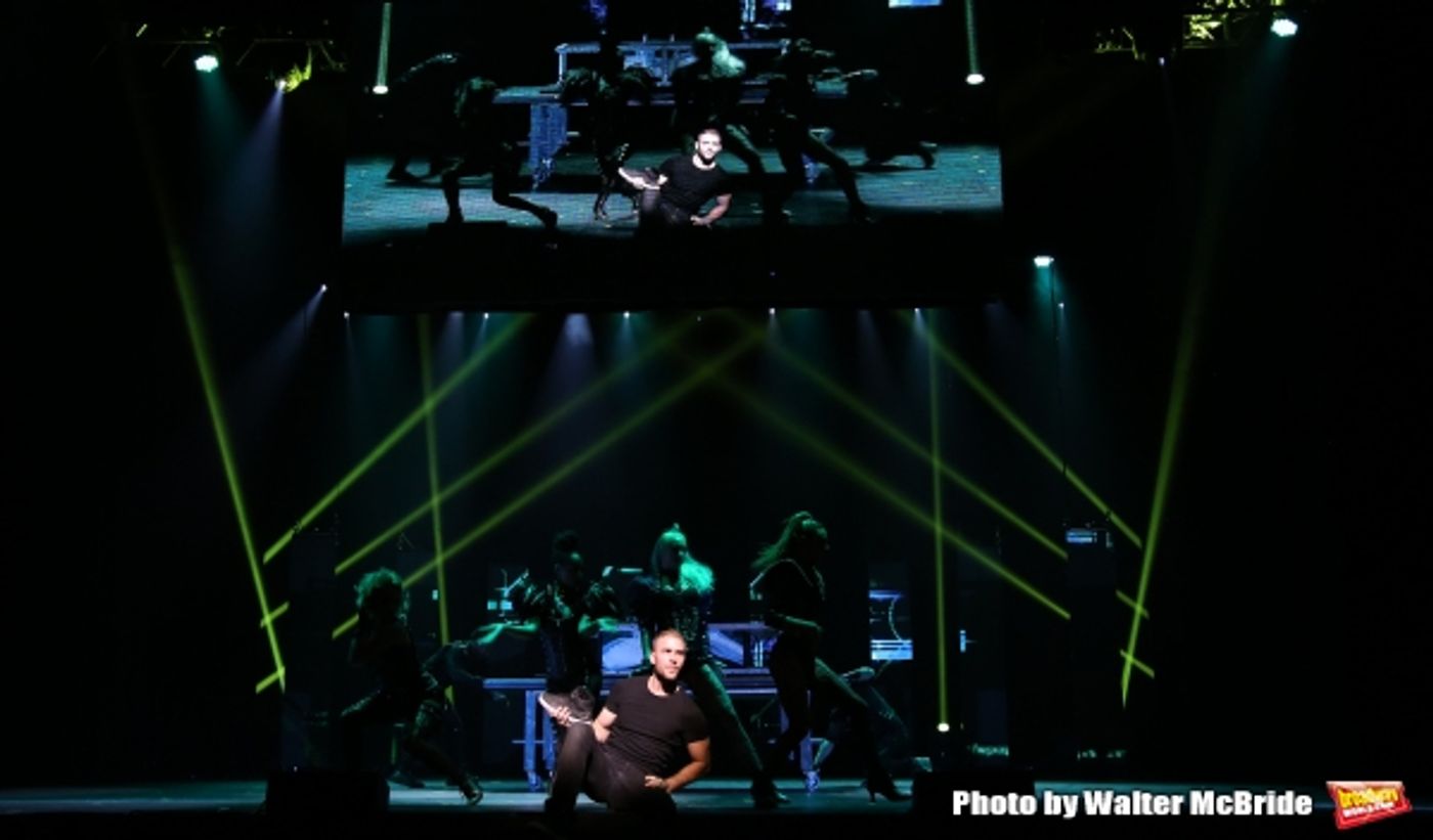 Photo Coverage: Presto! THE ILLUSIONISTS Return to Broadway in Time for the Holidays Photo Coverage: Presto! THE ILLUSIONISTS Return to Broadway in Time for the Holidays Image