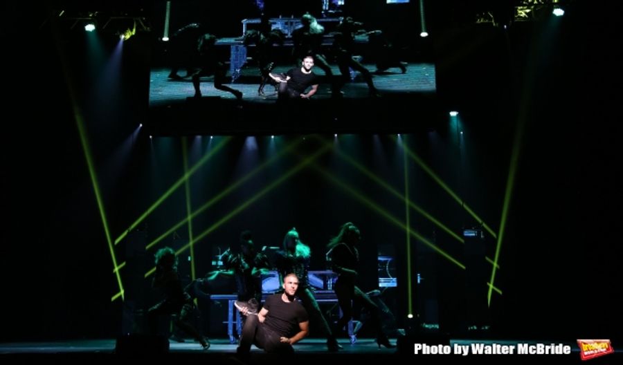 Photo Coverage: Presto! THE ILLUSIONISTS Return to Broadway in Time for the Holidays Image