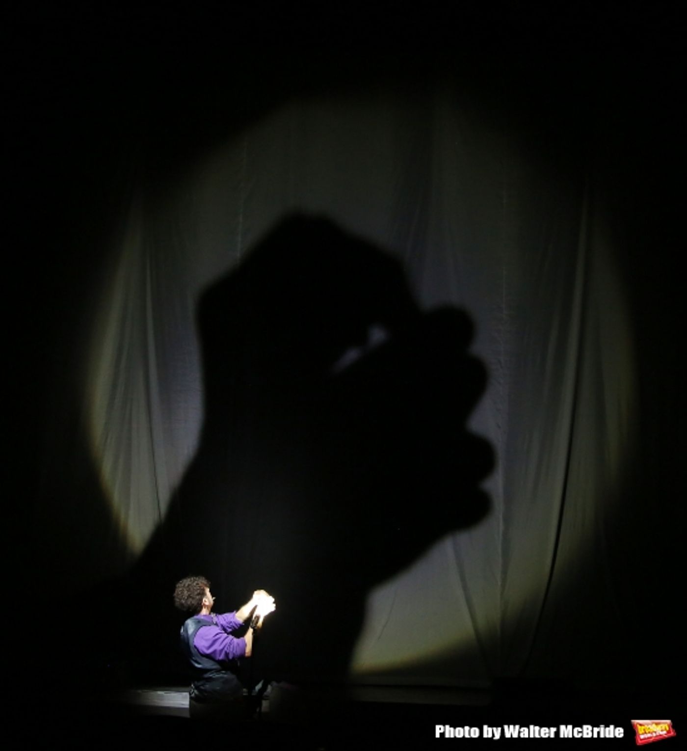 Photo Coverage: Presto! THE ILLUSIONISTS Return to Broadway in Time for the Holidays Photo Coverage: Presto! THE ILLUSIONISTS Return to Broadway in Time for the Holidays Image