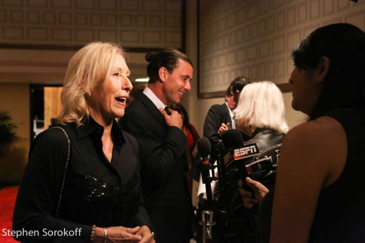 Photo Coverage: Jon Lovitz, Dennis Miller and More Attend Chris Evert/Raymond James Pro-Celebrity Tennis Classic Gala  Image