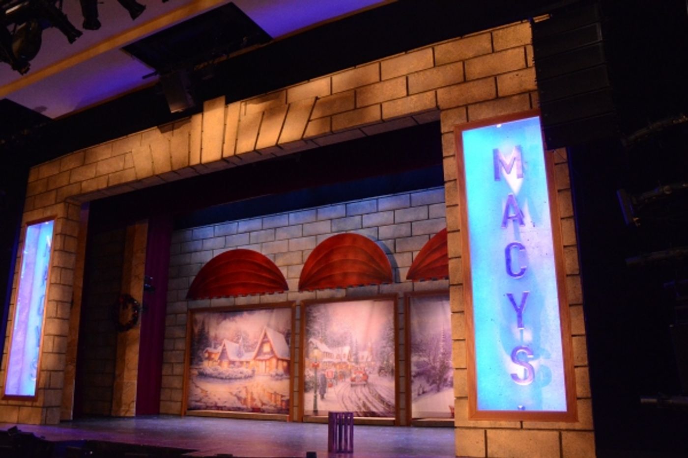 Photo Coverage: Inside Opening Night of MIRACLE ON 34TH STREET at John W. Engeman Theater  Image