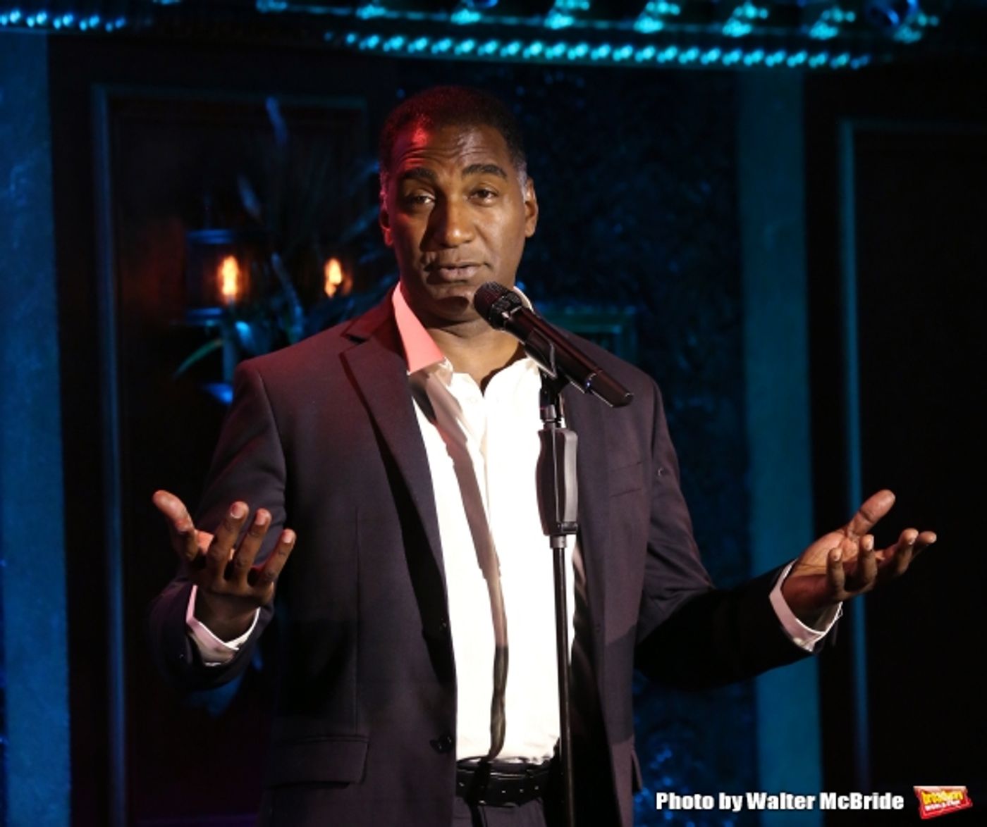 Photo Coverage: Norm Lewis Previews SWINGIN' CHRISTMAS at Feinstein's/54 Below  Image