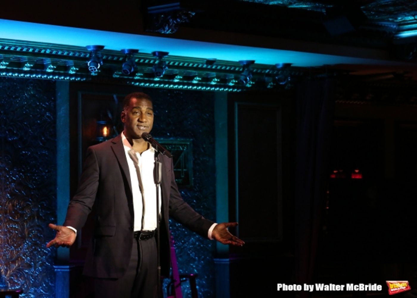 Photo Coverage: Norm Lewis Previews SWINGIN' CHRISTMAS at Feinstein's/54 Below  Image