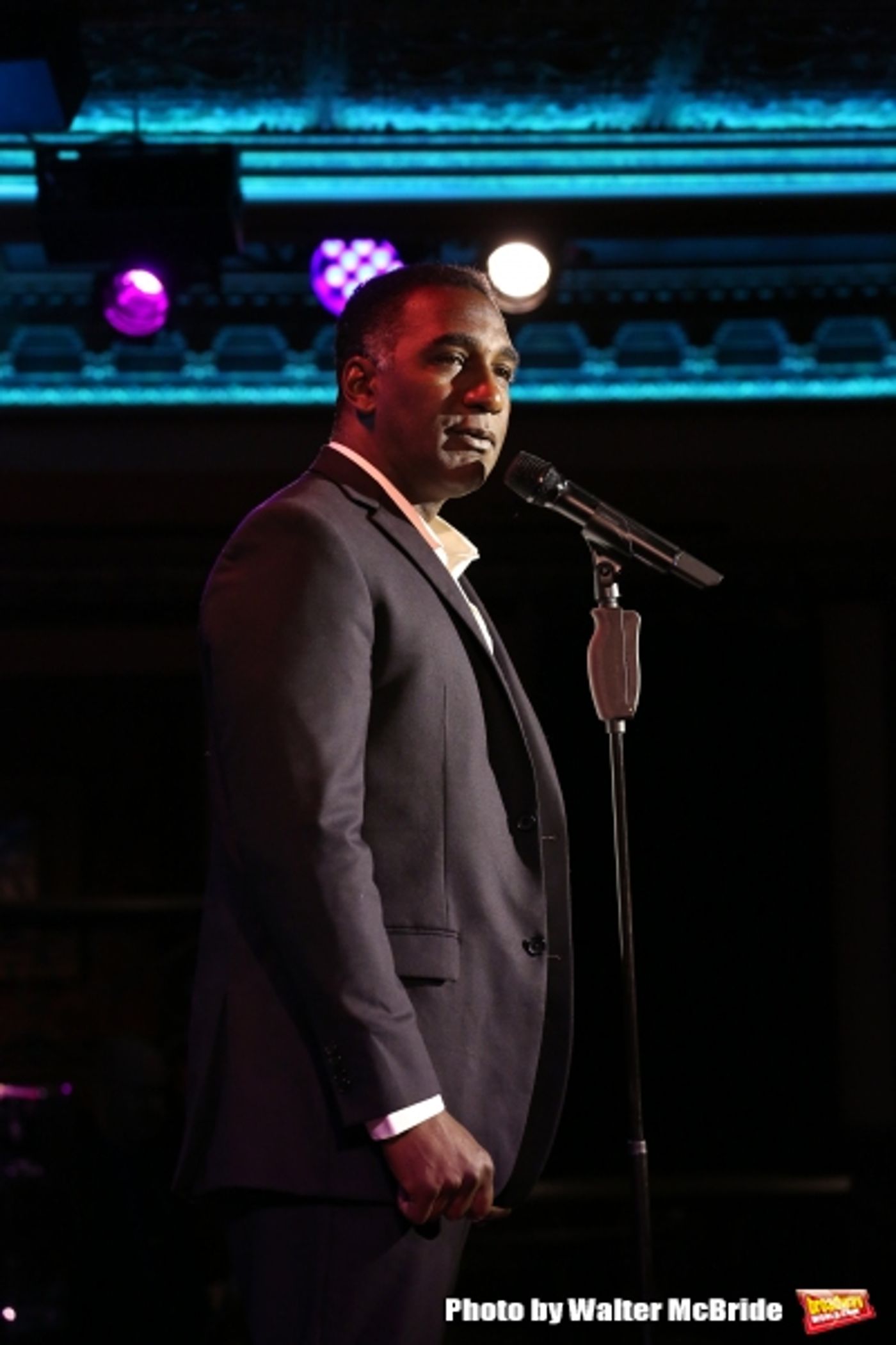 Photo Coverage: Norm Lewis Previews SWINGIN' CHRISTMAS at Feinstein's/54 Below  Image