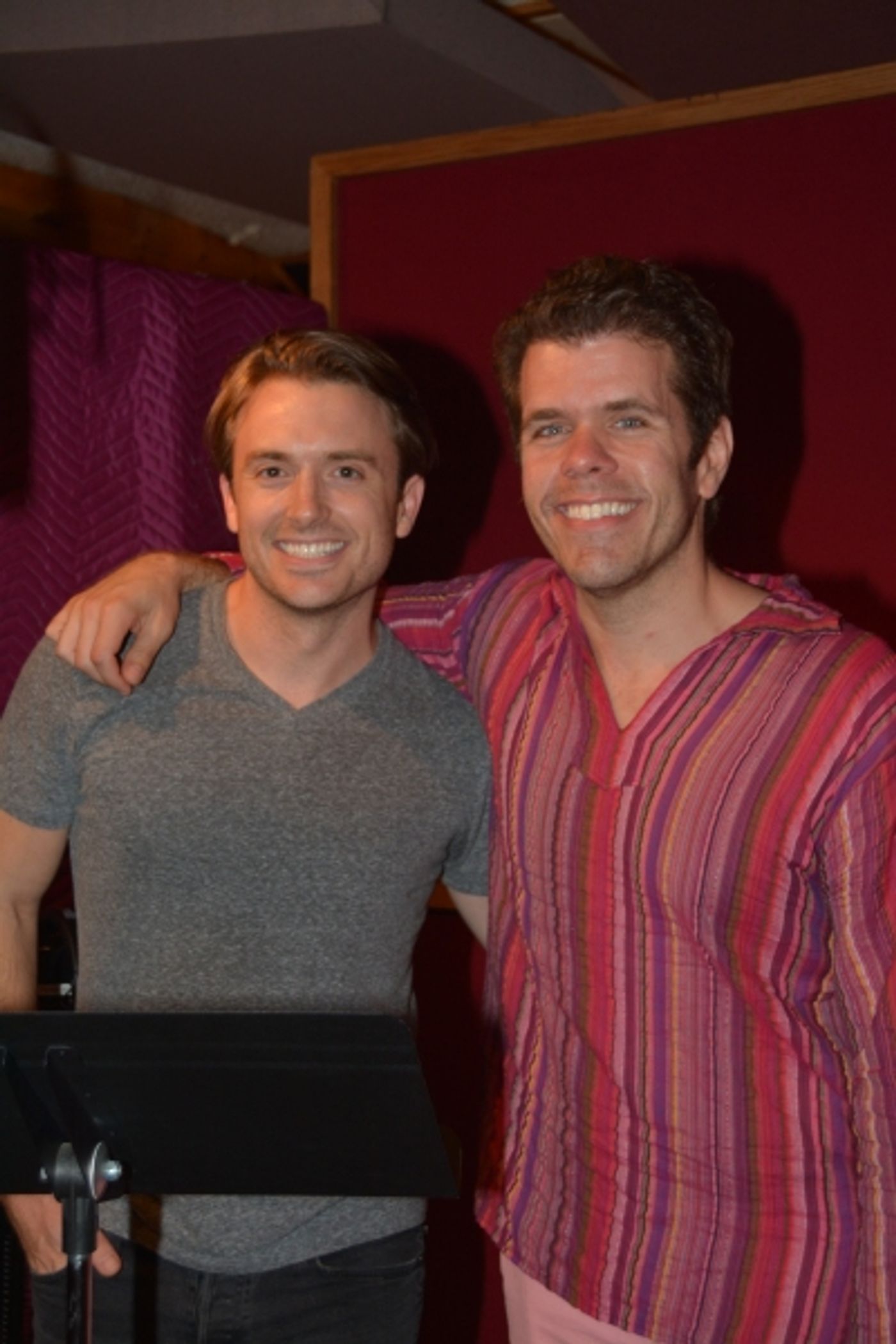Exclusive Photo Coverage: Perez Hilton and James Snyder Sing an ELF Duet for Carols For A Cure! Image