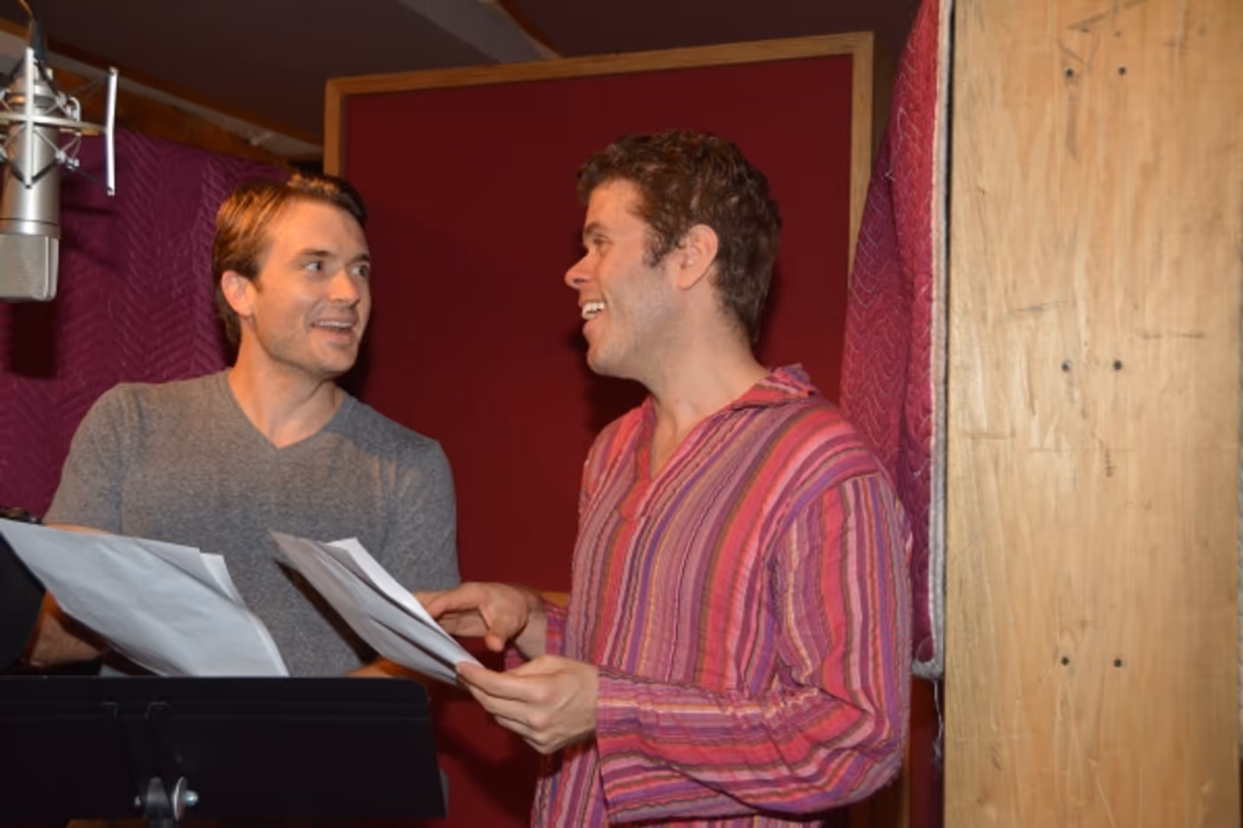 Exclusive Photo Coverage: Perez Hilton and James Snyder Sing an ELF Duet for Carols For A Cure! Image