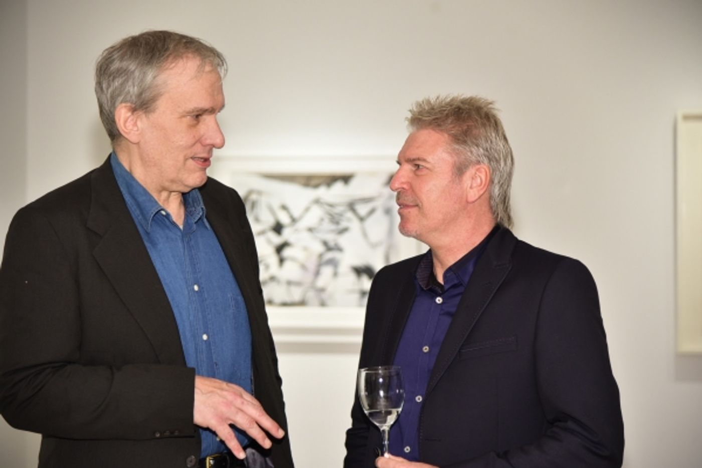 Photo Flash: Suzanne LaFleur Opening Takes Chelsea by Storm at Hollis Taggart Gallery  Image