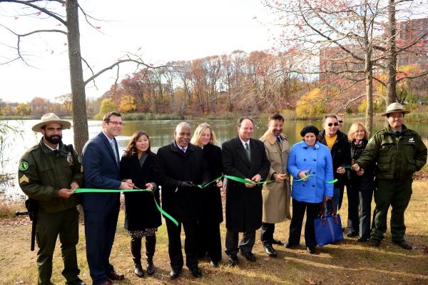 NYC Parks Commissioner Mitchell J. Silver, FAICP, today joined Queens Borough Preside Photo