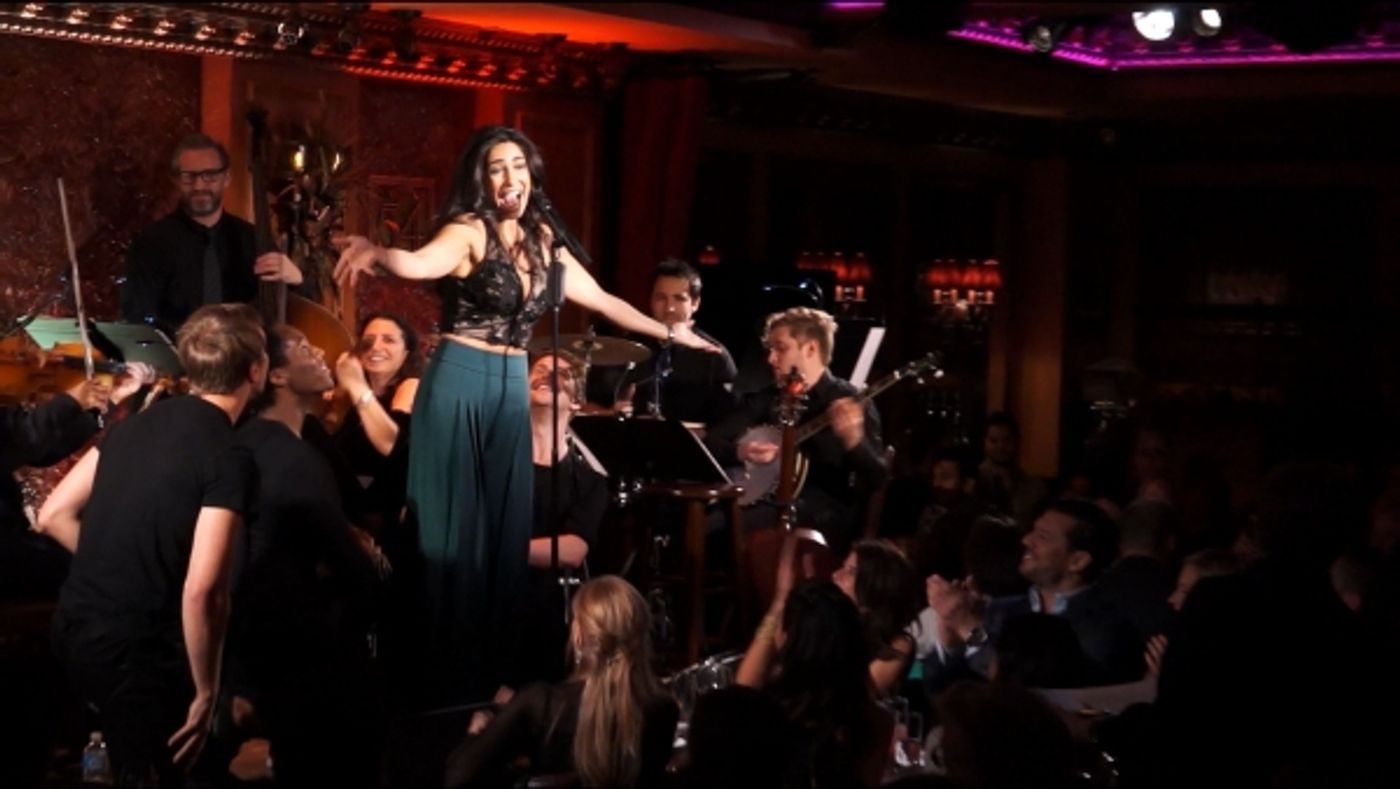 Photo Flash: RUTHLESS! Star Plays Feinstein's/54 Below  Image