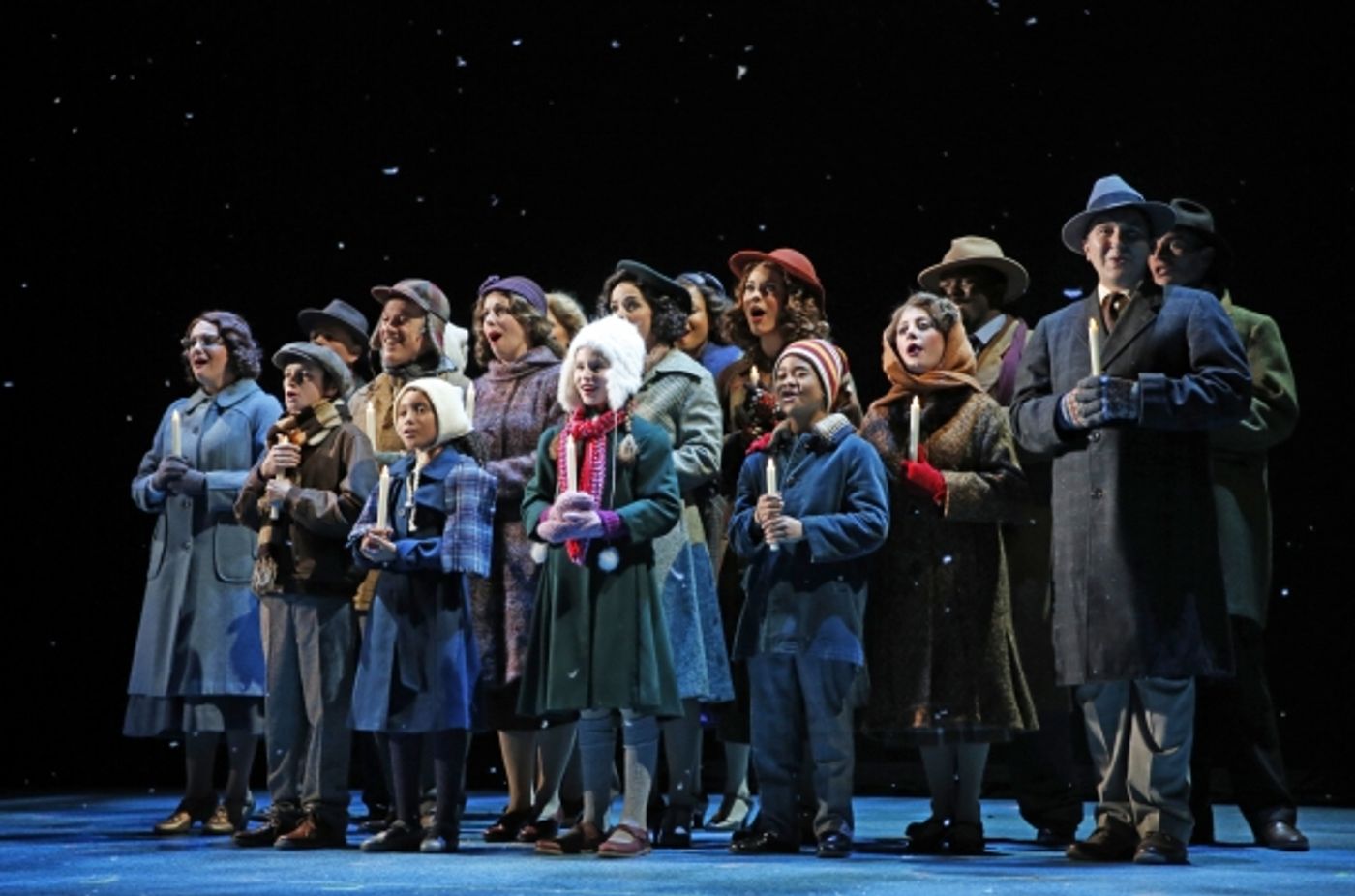 Photo Flash: More Shots from A CHRISTMAS STORY at Parmount Theatre  Image